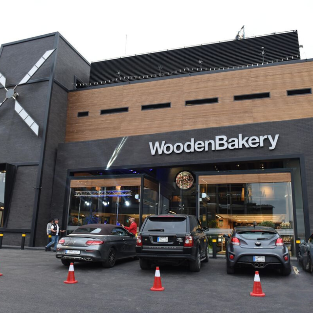 https://gardelec.co/wp-content/uploads/2024/07/Wooden-Bakery-640x640.png